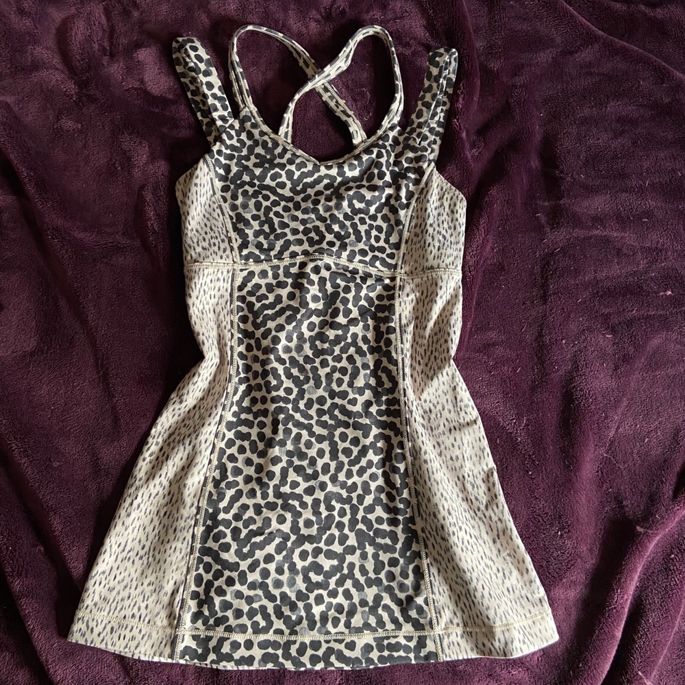 Lulu Lemon tank top with built in sports bra